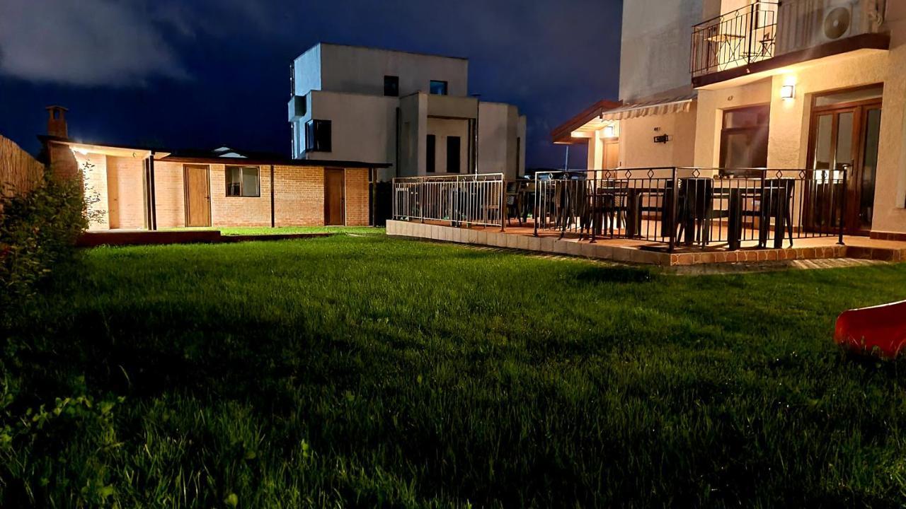 Elina2 Hotel Techirghiol Bagian luar foto