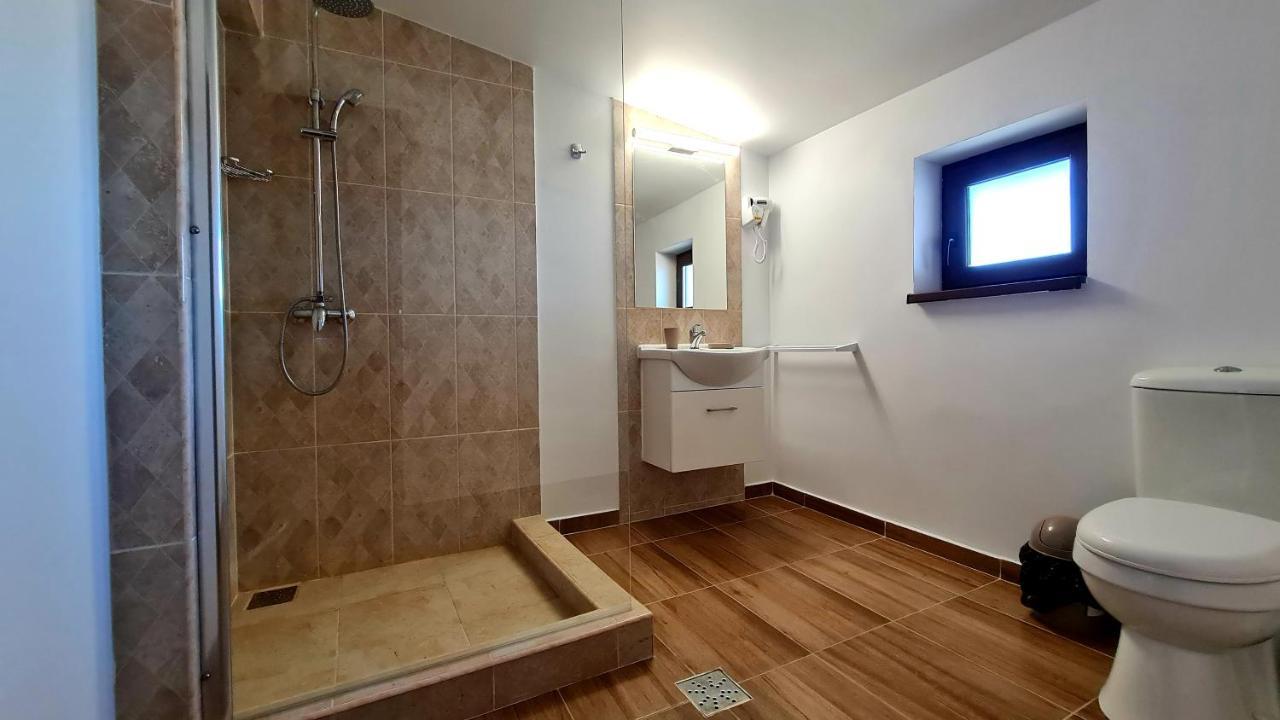 Elina2 Hotel Techirghiol Bagian luar foto
